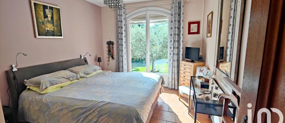 Mansion 7 rooms of 130 m² in Lorgues (83510)