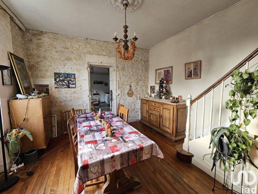 Maison de ville 4 pièces de 125 m² à Saint-Yrieix-sur-Charente (16710)