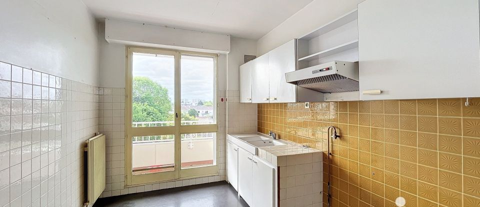Appartement 4 pièces de 93 m² à Bordeaux (33200)