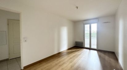 Appartement 2 pièces de 54 m² à Avon (77210)