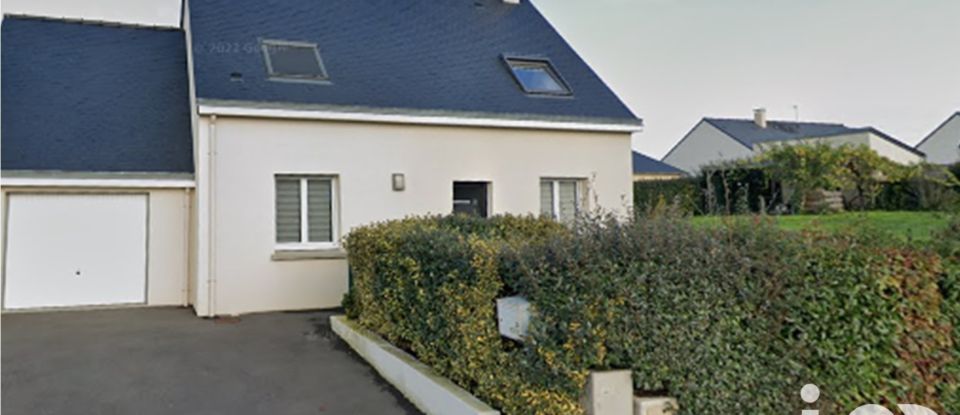 Maison traditionnelle 5 pièces de 102 m² à Forcé (53260)