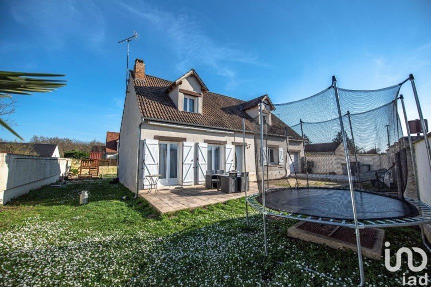 House 9 rooms of 130 m² in Montcourt-Fromonville (77140)
