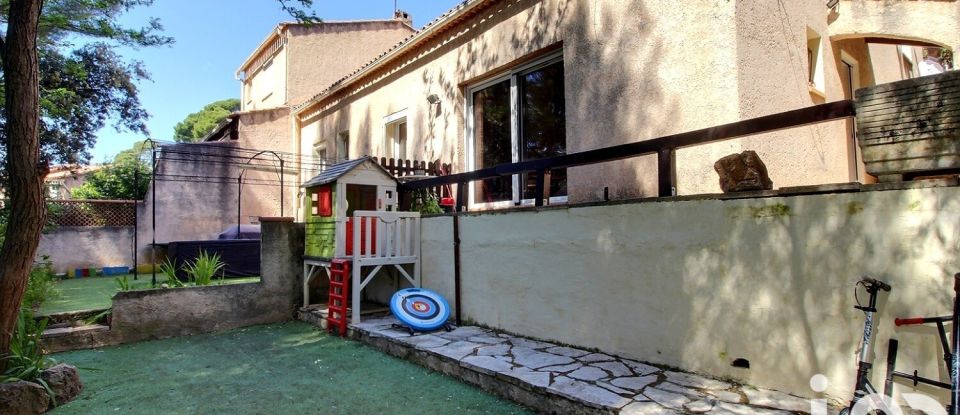 Maison 5 pièces de 110 m² à Toulon (83200)