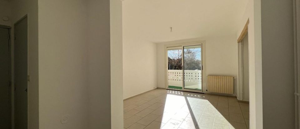 Appartement 3 pièces de 60 m² à Beaucaire (30300)