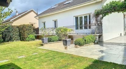 House 7 rooms of 197 m² in Athis-Mons (91200)