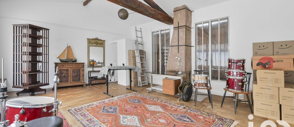 Maison traditionnelle 9 pièces de 385 m² à Paris (75020)