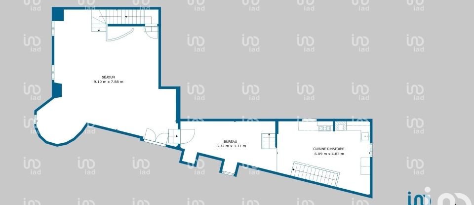 Maison 7 pièces de 235 m² à Alleins (13980)