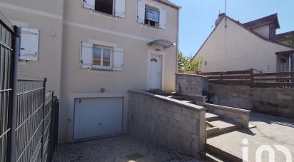 House 4 rooms of 77 m² in Mennecy (91540)