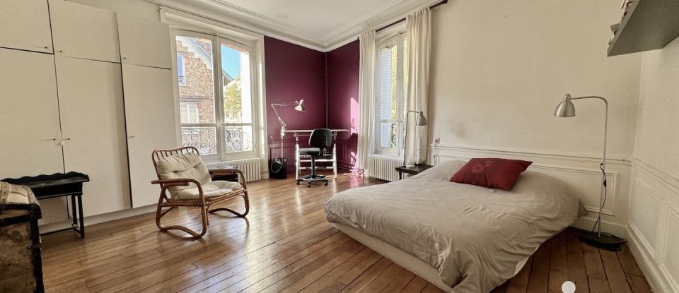 Maison 11 pièces de 257 m² à Versailles (78000)