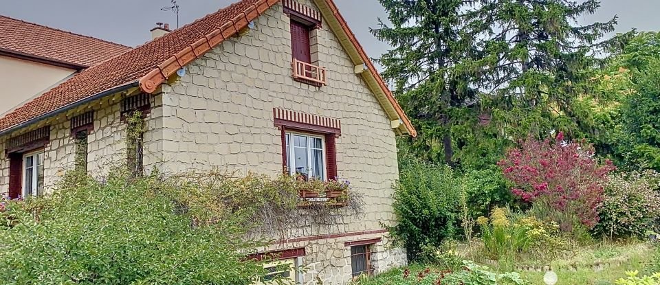 Maison traditionnelle 12 pièces de 386 m² à Beauchamp (95250)
