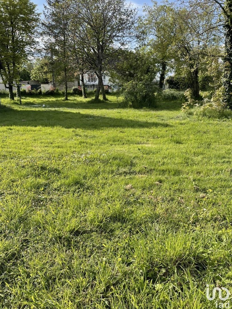 Land of 905 m² in Reims (51100)