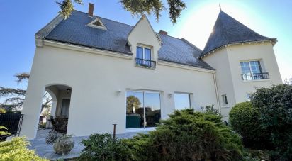 House 11 rooms of 315 m² in Rochecorbon (37210)