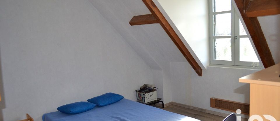 Maison traditionnelle 6 pièces de 140 m² à Fontgombault (36220)