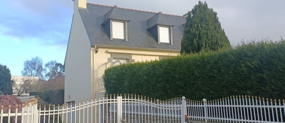 House 8 rooms of 137 m² in Plédran (22960)