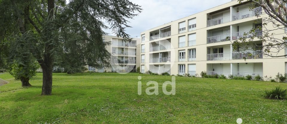 Appartement 3 pièces de 79 m² à La Rochelle (17000)