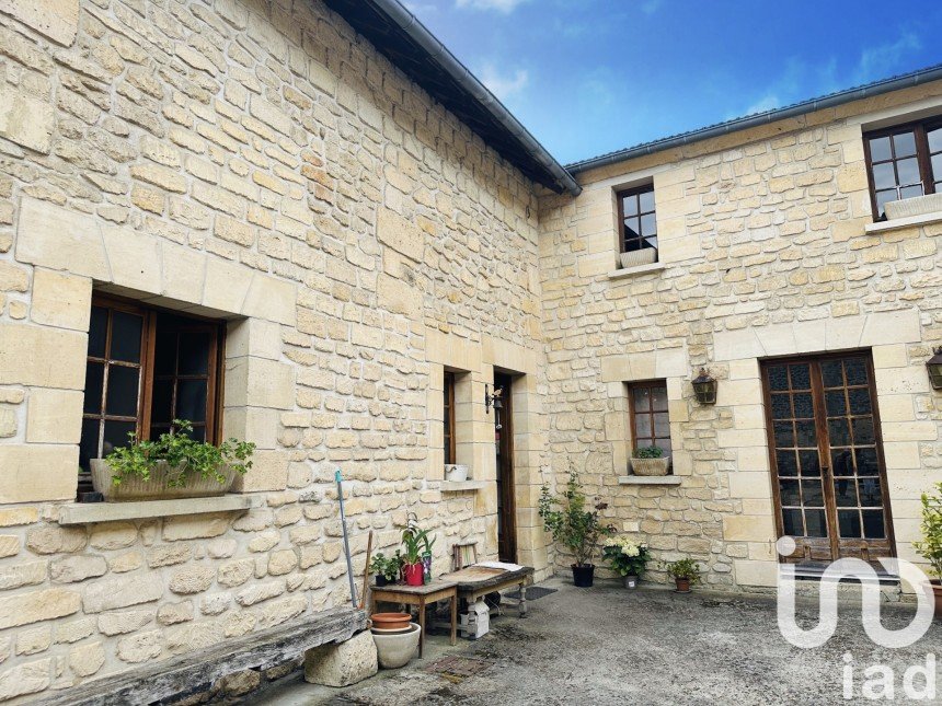 Maison de village 5 pièces de 149 m² à Gouvieux (60270)