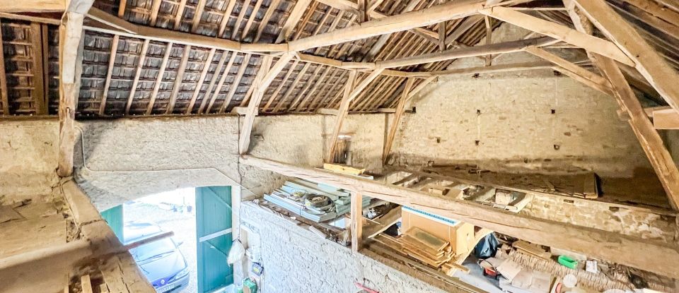 Maison traditionnelle 10 pièces de 260 m² à Autun (71400)