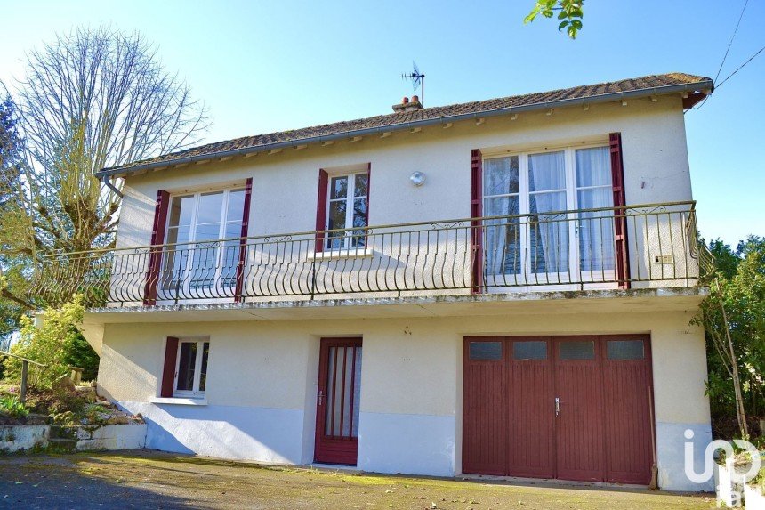 Maison 3 pièces de 75 m² à Montmorillon (86500)
