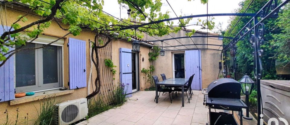 House 6 rooms of 135 m² in Châteaurenard (13160)