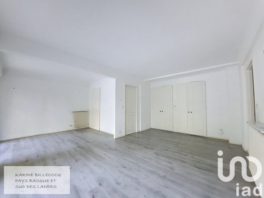 Appartement 3 pièces de 84 m² à Biarritz (64200)