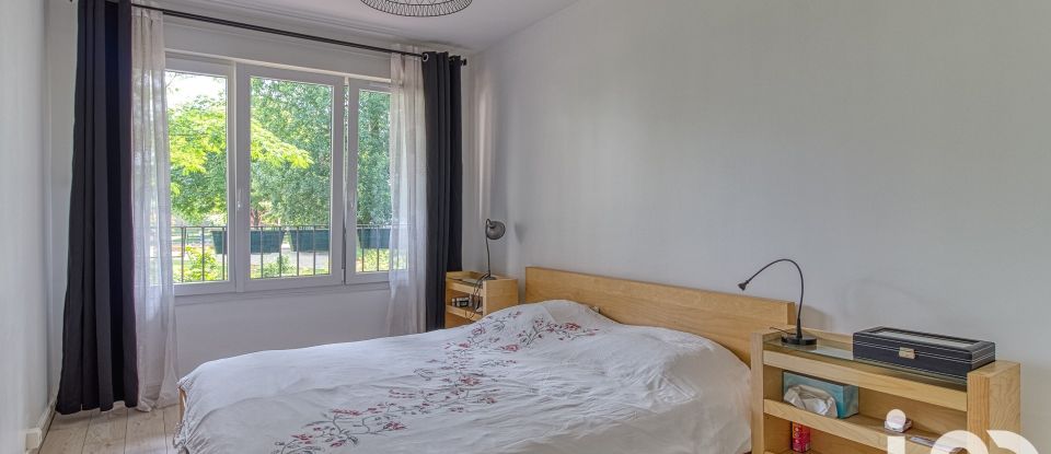 Appartement 3 pièces de 65 m² à Le Plessis-Bouchard (95130)