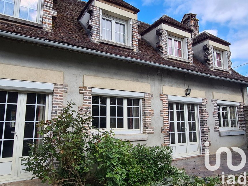 Maison 7 pièces de 195 m² à Neuvy-Sautour (89570)