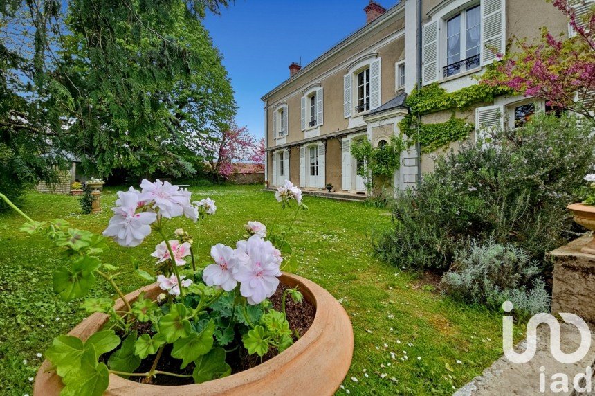 Mansion 12 rooms of 350 m² in Varennes-sur-Seine (77130)