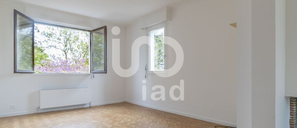 Appartement 5 pièces de 106 m² à Charbonnières-les-Bains (69260)