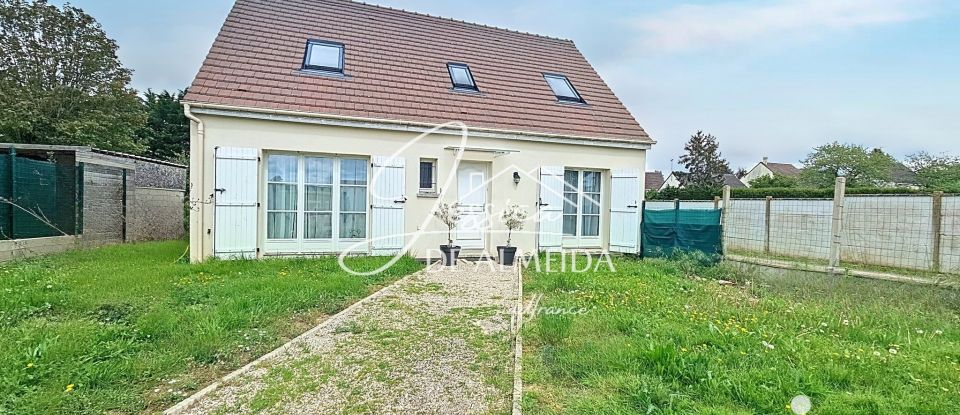 Traditional house 7 rooms of 115 m² in Saint-Pathus (77178)