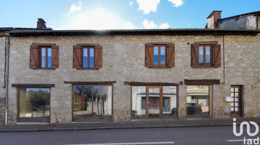 Building in Sauviat-sur-Vige (87400) of 200 m²