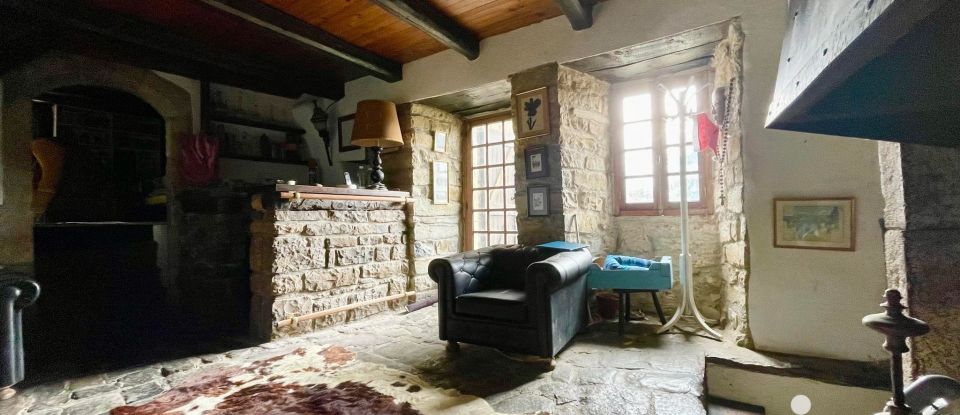 Maison de campagne 7 pièces de 260 m² à Sévérac d'Aveyron (12150)