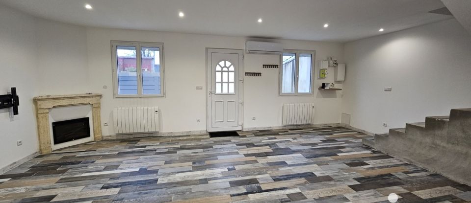 Town house 3 rooms of 85 m² in Ruelle-sur-Touvre (16600)