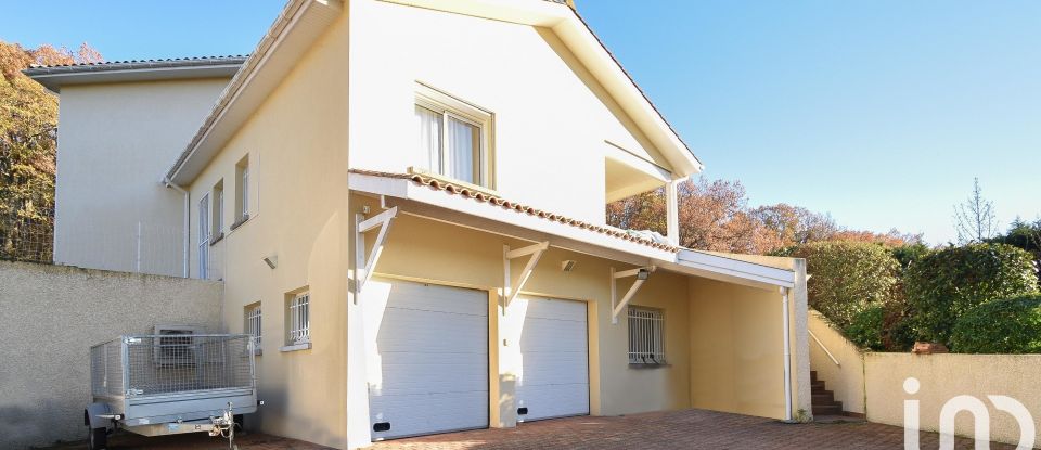 House 7 rooms of 253 m² in Lagardelle-sur-Lèze (31870)
