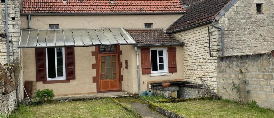 Maison de village 3 pièces de 61 m² à Moulins-en-Tonnerrois (89310)
