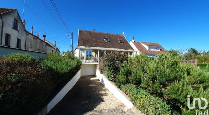 House 5 rooms of 111 m² in Moret Loing et Orvanne (77250)