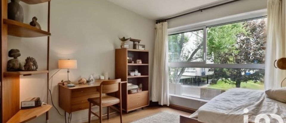 Appartement 5 pièces de 96 m² à Ville-d'Avray (92410)