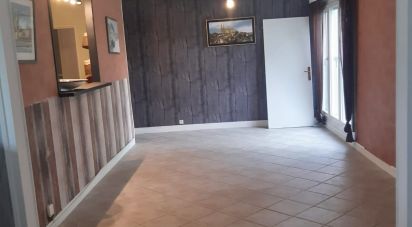 Apartment 6 rooms of 108 m² in Chartres (28000)