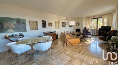 Maison traditionnelle 5 pièces de 166 m² à Toulon (83200)