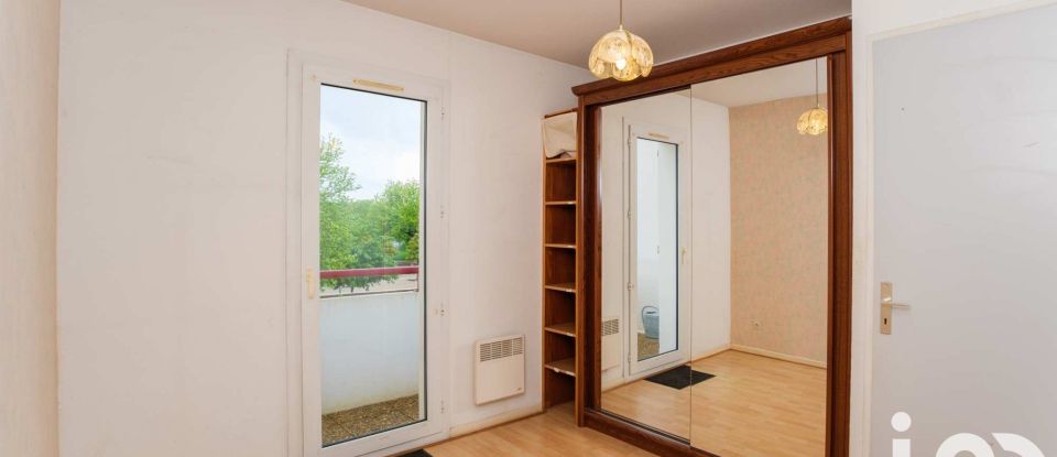 Appartement 3 pièces de 74 m² à Saint-Martin-de-Seignanx (40390)