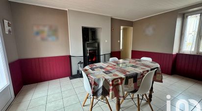 House 7 rooms of 129 m² in Montaigu (85600)