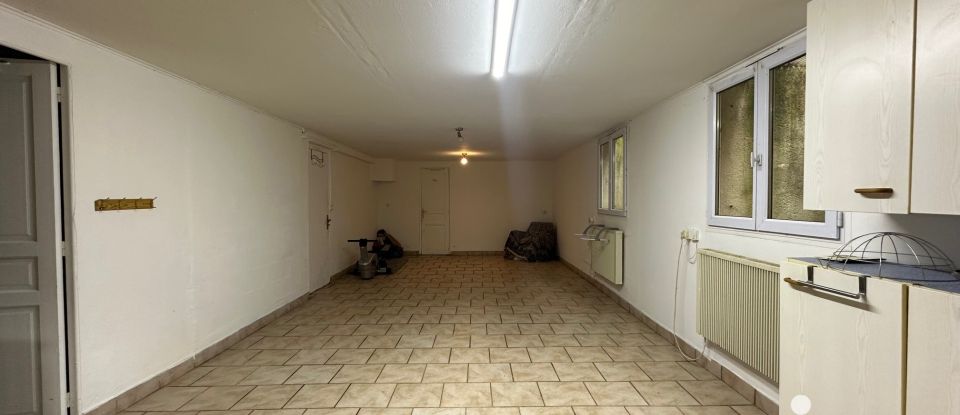Maison 13 pièces de 300 m² à Fontenay-Saint-Père (78440)