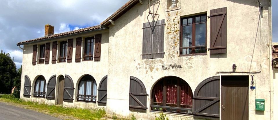 Maison 7 pièces de 136 m² à Saint-Vincent-sur-Graon (85540)