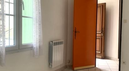House 2 rooms of 30 m² in Nîmes (30000)