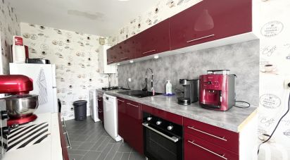 Apartment 3 rooms of 71 m² in Château-Thierry (02400)
