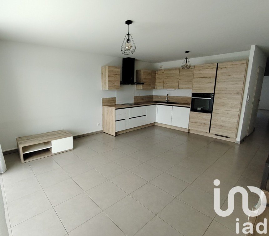 Appartement 3 pièces de 78 m² à Bezannes (51430)