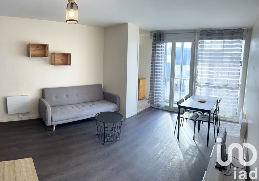 Appartement 2 pièces de 38 m² à Saint-Brieuc (22000)