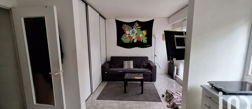 Appartement 1 pièce de 27 m² à LE CHESNAY-ROCQUENCOURT (78150)