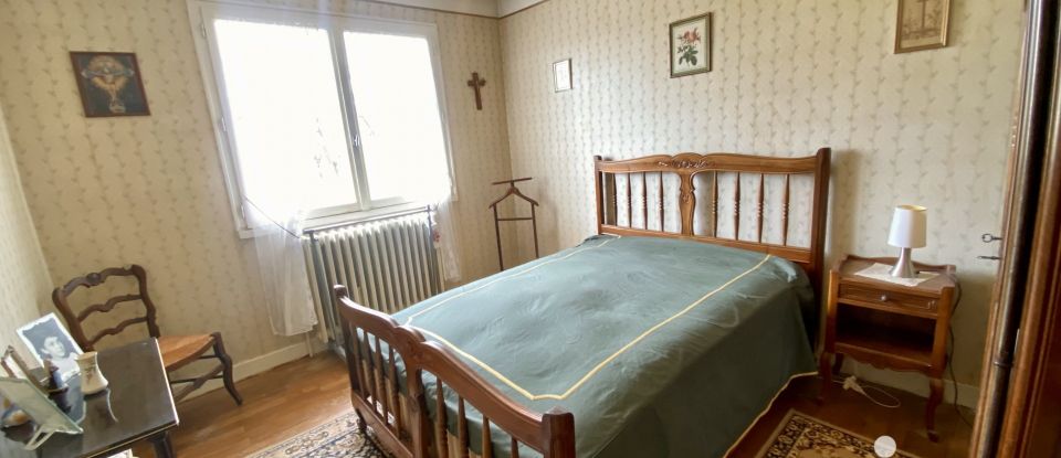 Traditional house 4 rooms of 92 m² in Beauregard-de-Terrasson (24120)