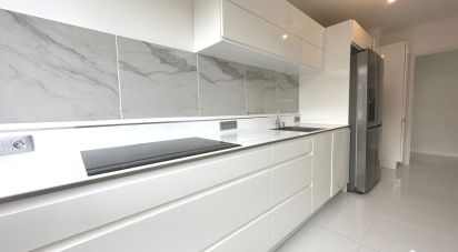 Appartement 3 pièces de 69 m² à CANNES-LA-BOCCA (06150)