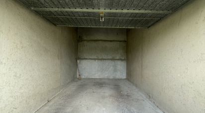Parking/garage/box de 15 m² à Angers (49100)